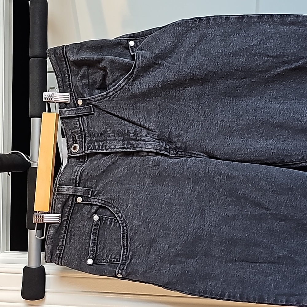 Silver Tab Levi mom jeans - Picture 2 of 8